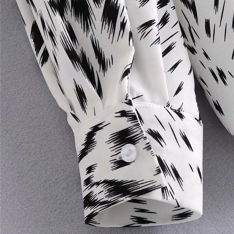 ANIMAL PRINT LOOSE SHIRT