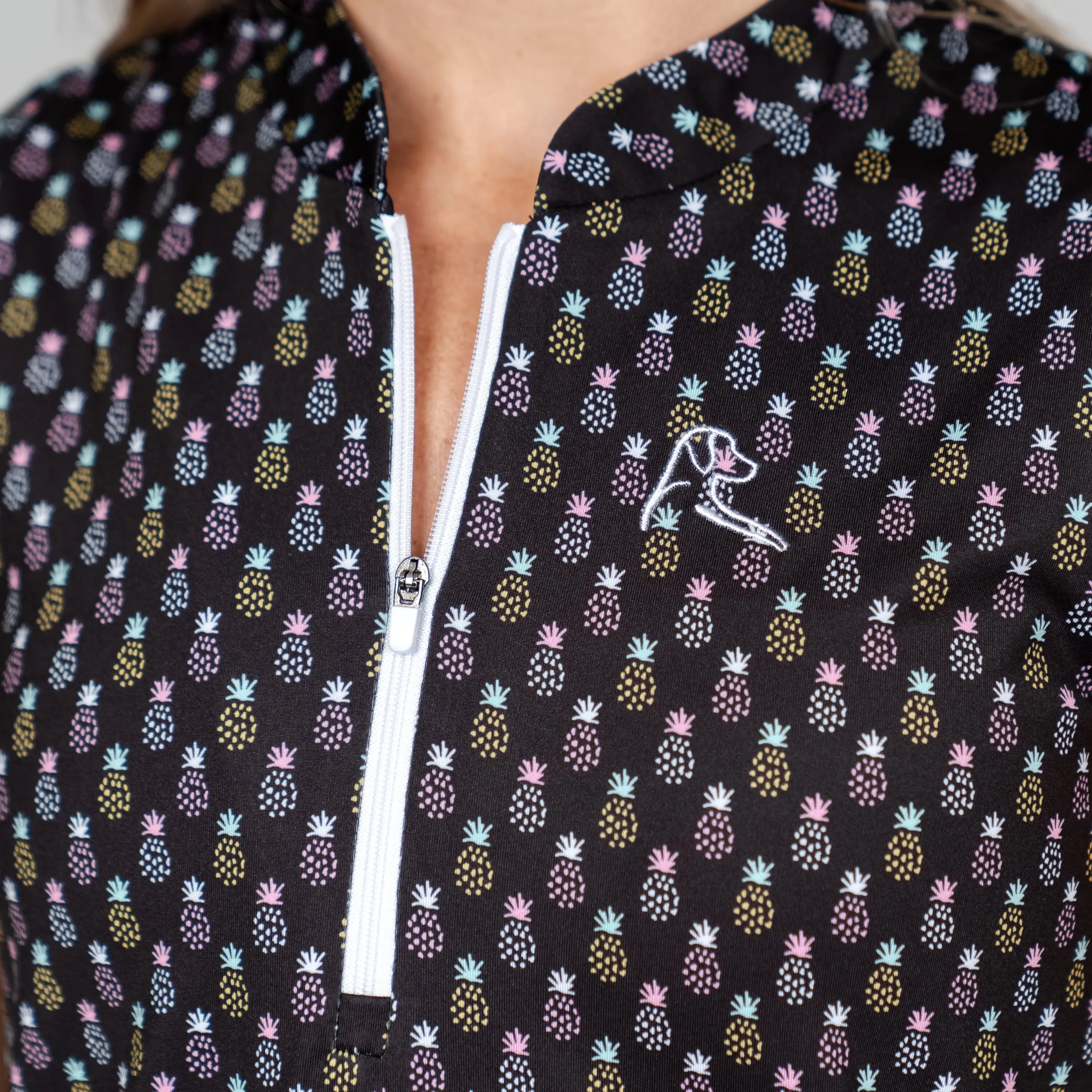 Fineapple Sleeveless Zip | The Fineapple - Black