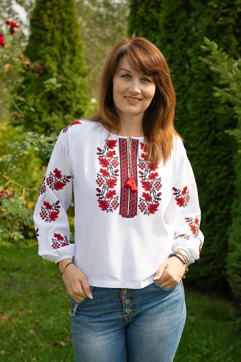 Ukrainian women's vyshyvanka